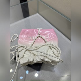 Новая модель мини-сумка 22bag в градиентном розовом цвете Клубни