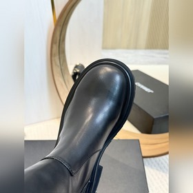 CHANEL Осень-зима 2024 Ботинки с буквой B Эти ботинки действитель