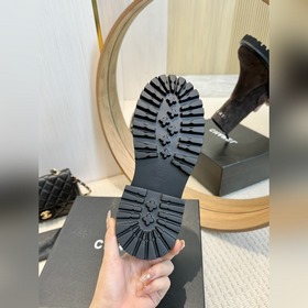 CHANEL Осень-зима 2024 Ботинки с буквой B Эти ботинки действитель