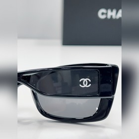Квадратные прозрачные солнцезащитные очки Chanel Samaria. Классич