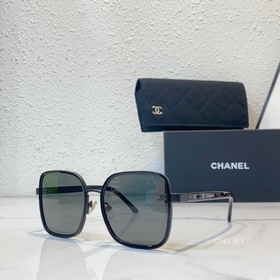 Новинка Chanel 2 CH8823 — новое лицо, которое стало популярным во