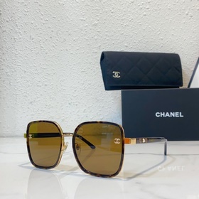 Новинка Chanel 2 CH8823 — новое лицо, которое стало популярным во