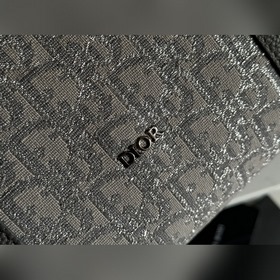 Сумка Dio Lingot 50 — это новинка этого сезона, практичная, элега