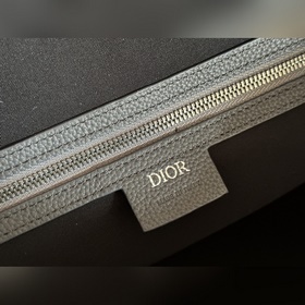 Сумка Dio Lingot 50 — это новинка этого сезона, практичная, элега