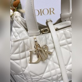 Подлинный продукт, высокое качество Сумка Dior Toujours (белая, с