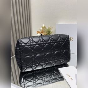 Подлинный товар  Сумка DIOR TOUJOURS (черная, большая) Эта сумка