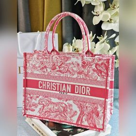 Подлинный продукт  Новый цвет 2025 Эта сумка Book Tote, созданна