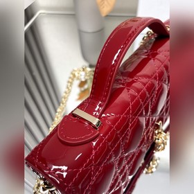 Подлинная  lady Dior сумочка-клатч «Красная лакированная кожа» 
