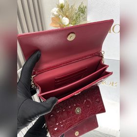 Подлинная  lady Dior сумочка-клатч «Красная лакированная кожа» 
