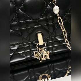 Подлинный продукт, высокое качество Новая модель от Dior Эта сум