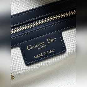 Подлинный продукт, высокое качество Новая сумка Dior Groove 20 см