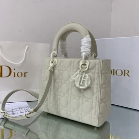 Подлинный продукт  【Dior Ultra-matte 24 см】 Lady Di.or Новая ко