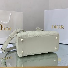 Подлинный продукт  【Dior Ultra-matte 24 см】 Lady Di.or Новая ко