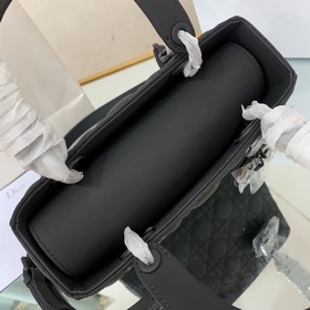 Подлинный продукт  【Dior Ultra-matte 24 см】 Lady Di.or Новая кол