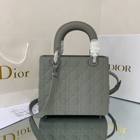Подлинный продукт  【Dior Ultra-matte 24 см】 Lady Di.or Новая ко