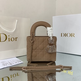 Подлинный цвет Матовая кожаная сумка Lady Dior с клапаном и цепо