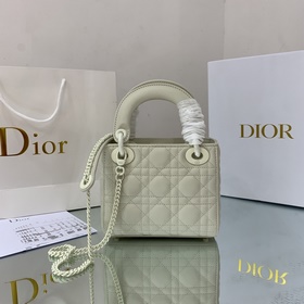 Подлинный цвет Матовая кожаная сумка Lady Dior с клапаном и цепо