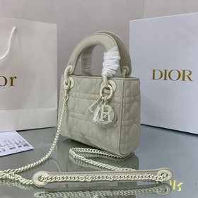 Подлинный цвет Матовая кожаная сумка Lady Dior с клапаном и цепо