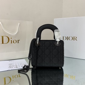 Подлинный цвет Матовая кожаная сумка Lady Dior с клапаном и цепо
