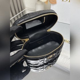 Подлинный продукт  Новая мини-сумочка Dior 30 Montaigne Vanity и