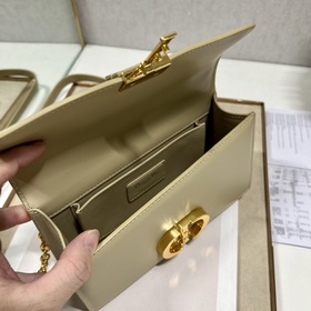Подлинный Dior. r 30 Montaigne East-West сумка с цепочкой Эта су