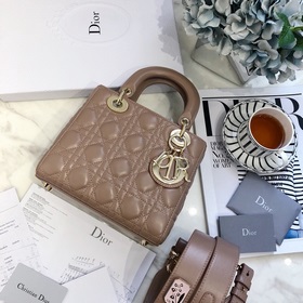 Подлинный продукт  Dior My Lady Брошь из серии Каждая женщина д