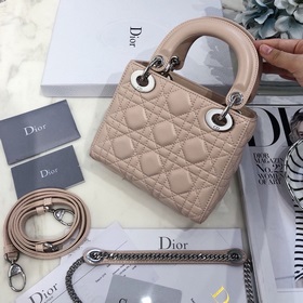 Подлинный продукт  Dior Mini lady classic серия Диана всегда бы