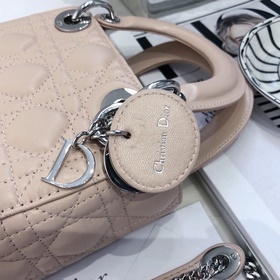 Подлинный продукт  Dior Mini lady classic серия Диана всегда бы