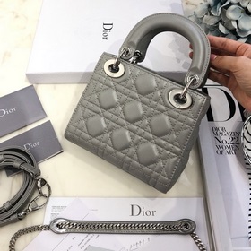 Подлинный продукт  Dior Mini Lady Classic серия Диана всегда бы
