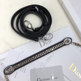 Подлинный продукт  Dior Mini lady classic серия Диана всегда был