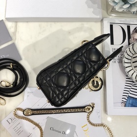 Подлинный продукт  Dior Mini lady classic серия Диана всегда был