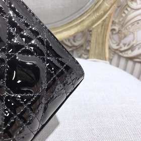Подлинный продукт Dior, лакированная кожа, черный, золотая застеж