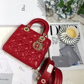 Подлинный продукт  Dior My Lady Серия значков Каждая женщина д