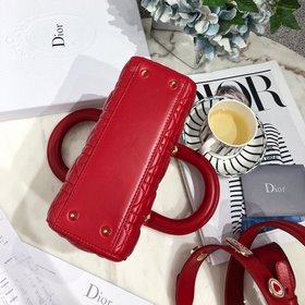 Подлинный продукт  Dior My Lady Серия значков Каждая женщина д