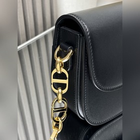 Подлинный продукт  30 Montaigne Avenue Сумка с эмалевой цепочкой