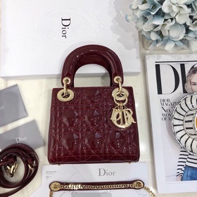 Подлинная сумка Dior с тремя отделениями двумя цепочками, которые