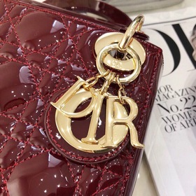 Подлинная сумка Dior с тремя отделениями двумя цепочками, которые