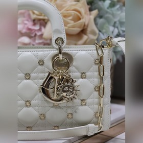 Подлинный продукт, высокое качество Сумка LADY D-JOY среднего раз