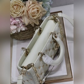 Подлинный продукт, высокое качество Сумка LADY D-JOY среднего раз
