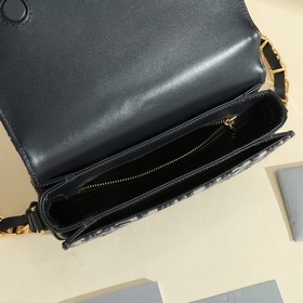 Новинка Новейшая серия Signature, сочетающая в себе современный с
