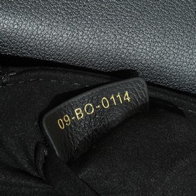 Эта сумка Dior Jolie из весенне-летней коллекции 2024 года сочета