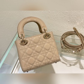 Подлинный продукт. Lady Dior, высокое качество, изготовлен из имп