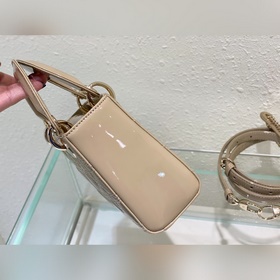 Подлинный продукт. Lady Dior, высокое качество, изготовлен из имп