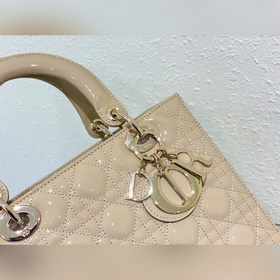 Подлинная сумка LADY DIOR с пятью отделениями Кожа цвета абрикоса