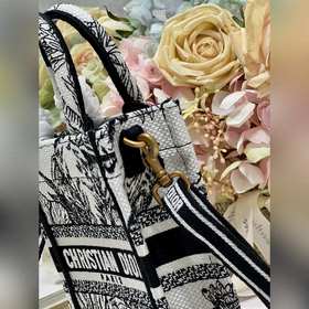 Подлинная мини-сумка для телефона Dior BOOK TOTE «Слоновая кость»