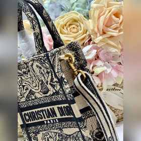 Подлинная мини-сумка для телефона Dior BOOK TOTE «Apricot Tiger» 