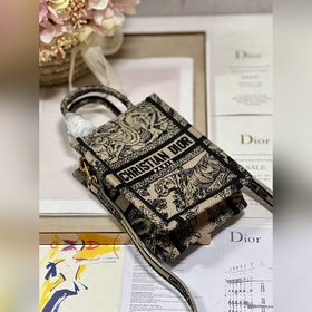 Подлинная мини-сумка для телефона Dior BOOK TOTE «Apricot Tiger» 