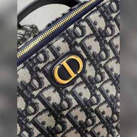 Подлинная сумка Dior Caro с цепочкой Тщательно изготовлена с испо