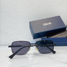 Dior МОДЕЛЬ： NeoDior S4U  Размер： 58 x 13-140