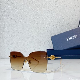 dior МОДЕЛЬ： diorChain M1 РАЗМЕР： 140 0-135